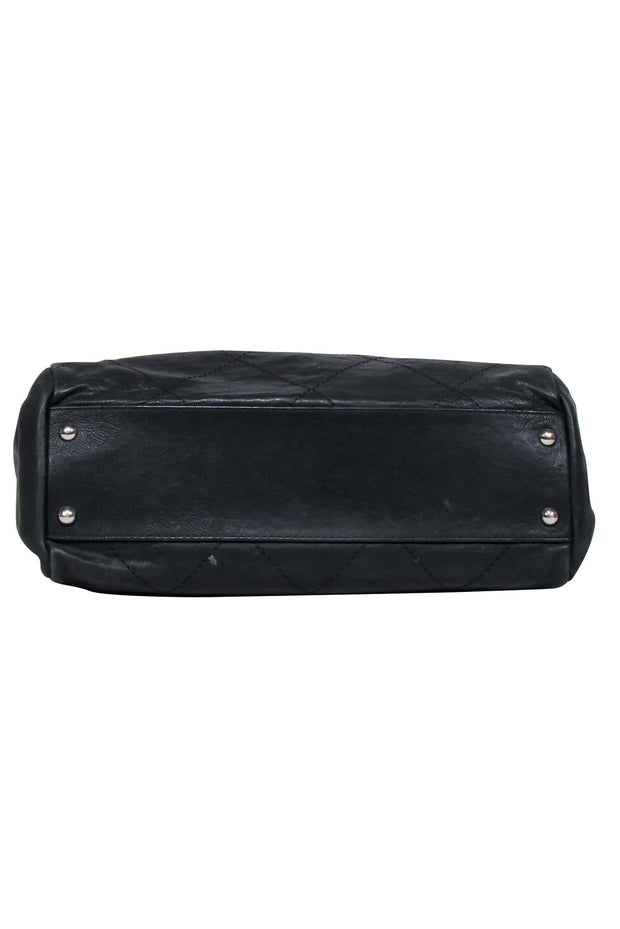 Current Boutique-Chanel - Hamptons Accordion Flap Quilted Calfskin Shoulder Bag