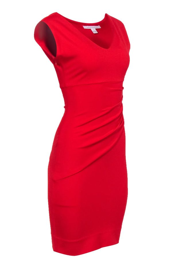 Current Boutique-Diane von Furstenberg - Red Sleeveless Ruched Dress Sz 2