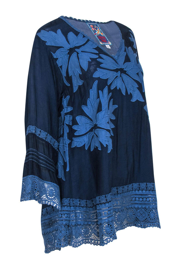Current Boutique-Johnny Was - Dark & Light Blue Embroidered Tunic w/ Lace Trim Sz S