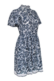 Current Boutique-Michael Michael Kors - White & Navy Floral Lace Short Sleeve Fit & Flare Dress Sz 0