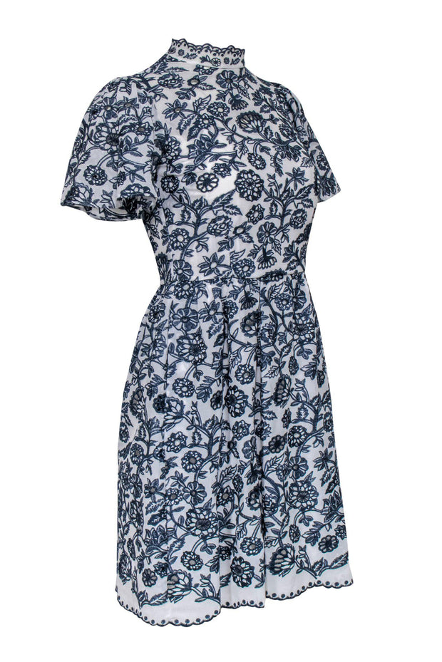 Current Boutique-Michael Michael Kors - White & Navy Floral Lace Short Sleeve Fit & Flare Dress Sz 0