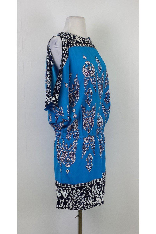 Current Boutique-Nicole Miller - Bright Blue Patterned Cut-Out Sleeves Dress Sz 6