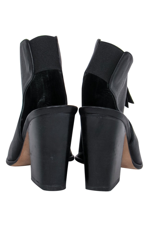 Current Boutique-Stuart Weitzman - Black Smooth Leather Zippered Open Toe Block Heels Sz 7