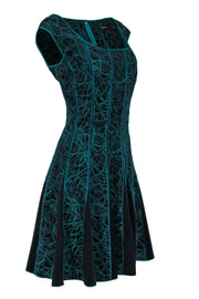 Current Boutique-Tadashi Shoji - Emerald Green & Black Swirly Embroidered Cap Sleeve A-Line Dress Sz L