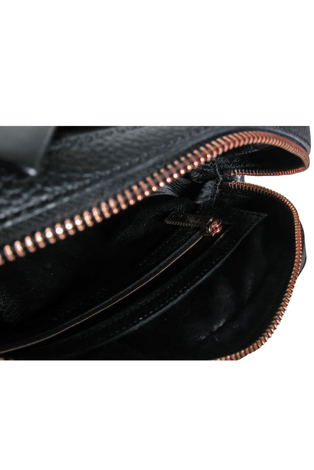 Current Boutique-Ted Baker - Black Pebbled Leather Rose Gold Chain Crossbody w/ Bow Detail