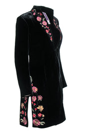 Current Boutique-Zelda - Black Velvet Longline Coat w/ Floral Beaded Embroidery Sz 2