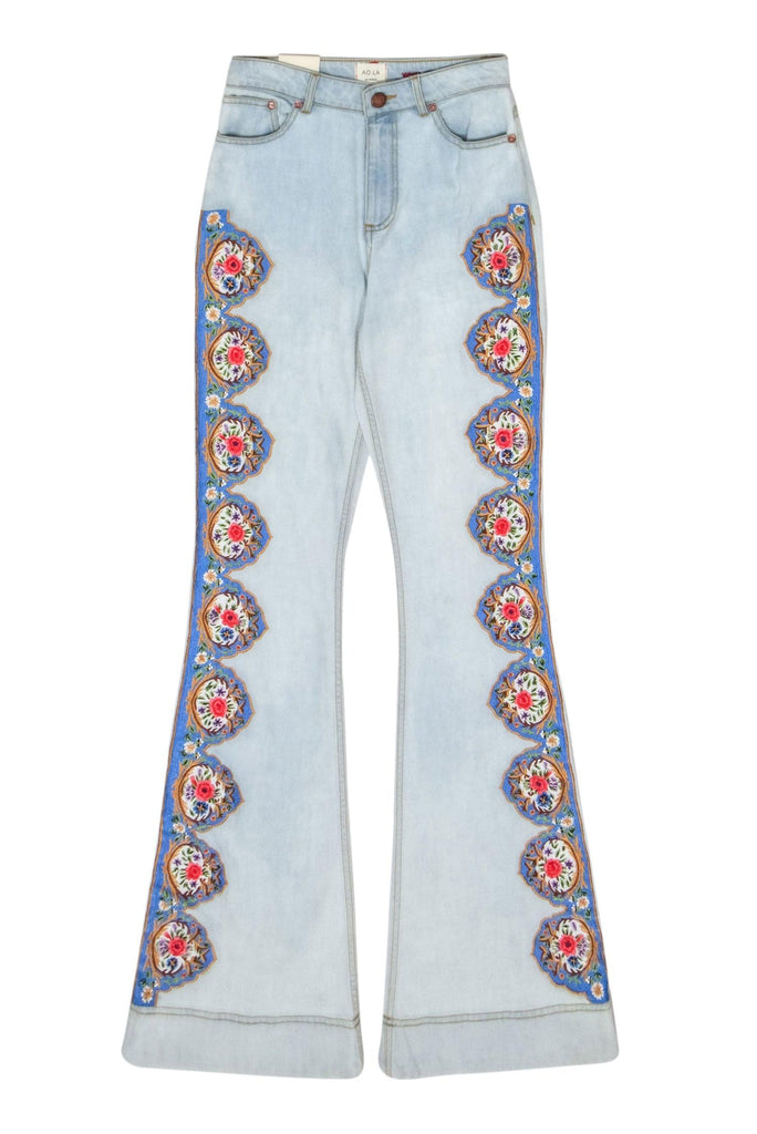Women's Floral Embroidered Flare Bell Bottom Jeans,Vintage-Inspired Retro  Denim Pants, Light Washed Blue, 2 : : Clothing, Shoes & Accessories