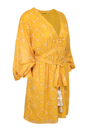 Current Boutique-Alexis - Yellow Tie Dye Print Chiffon Dress w/ Tassel Tie Sz L