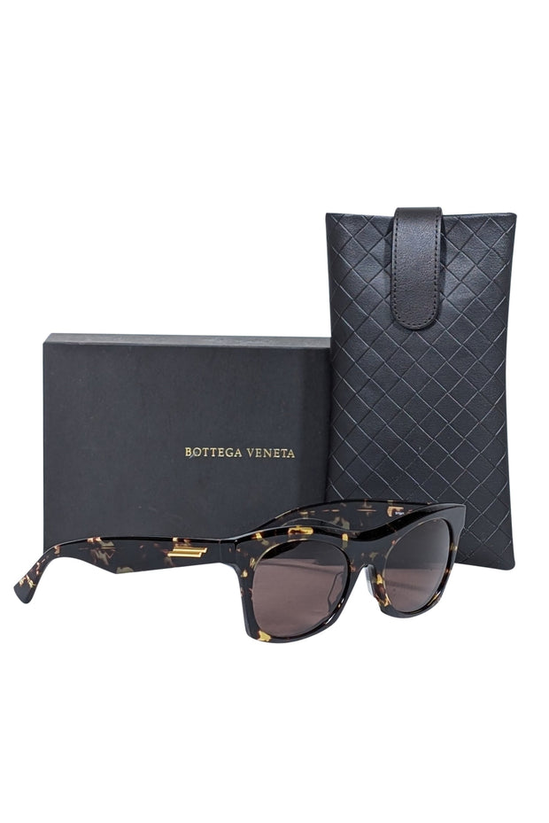 Current Boutique-Bottega Veneta - Brown Tortoise Rectangular Sunglasses