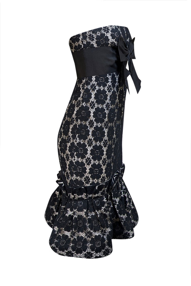 Caroline Herrera - Black & White Lace Strapless Sheath Dress Sz 4 - Current Boutique