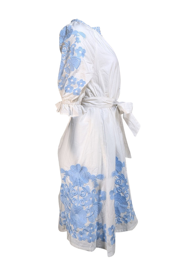 Julia Amory - White W/ Blue Embroidery "Coatue" Caftan Dress Sz S - Current Boutique