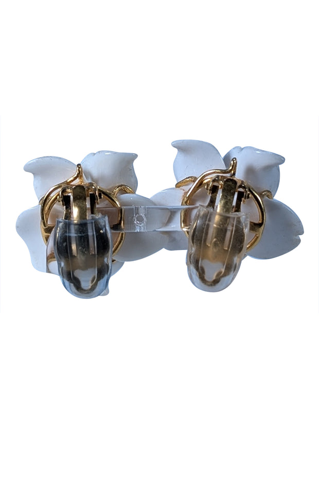 Bounkit - Ivory Floral Pink Center Stone Clip On Earrings