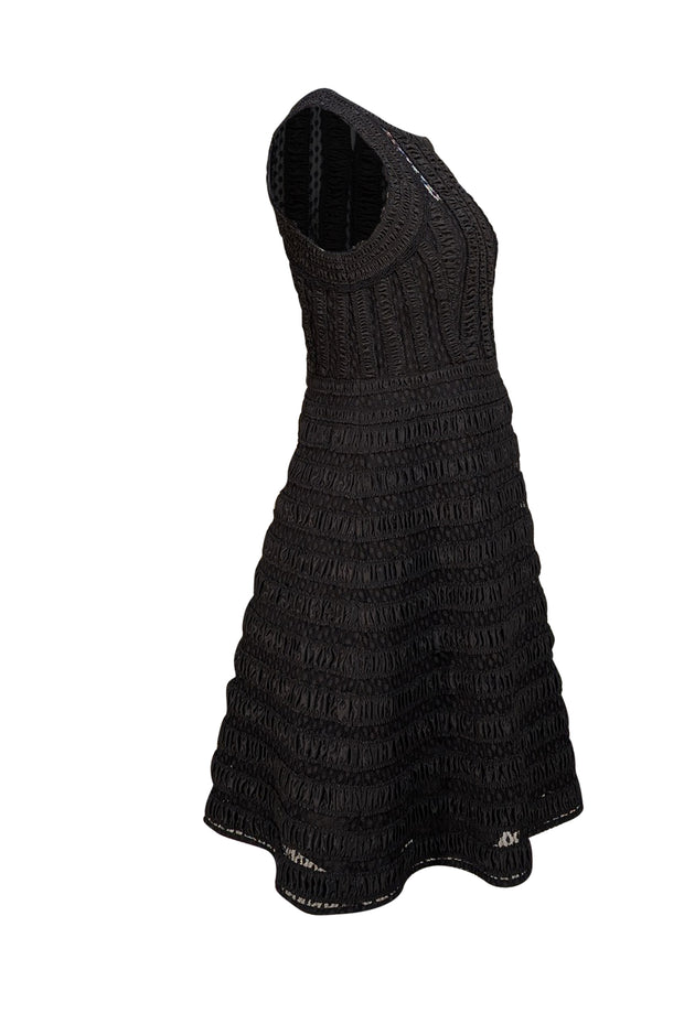 Diane von Furstenberg - Black Textured Sleeveless Dress Sz 8