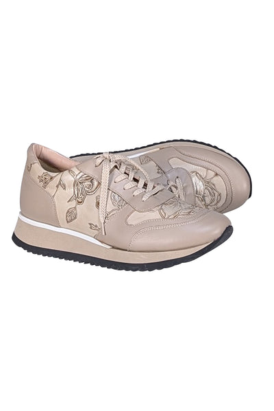 Cuoiera Fiorentina - Beige Leather Mimi Sneakers Sz 10 - Current Boutique