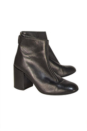 Stuart Weitzman - Black Leather Block Heel Short Boots Sz 8