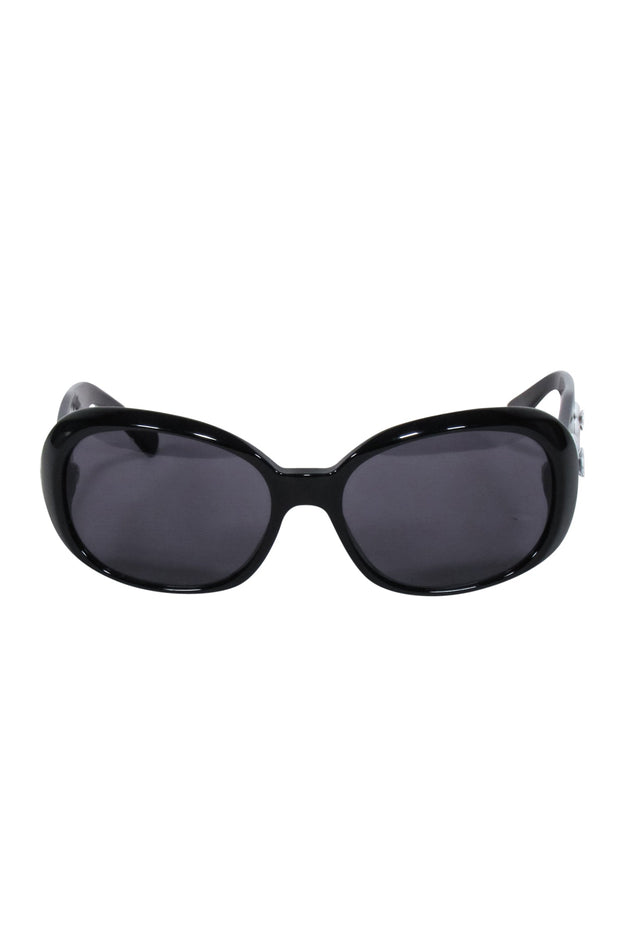 Chanel - Black Sunglasses w/ 3D Flower Side Detail – Current Boutique