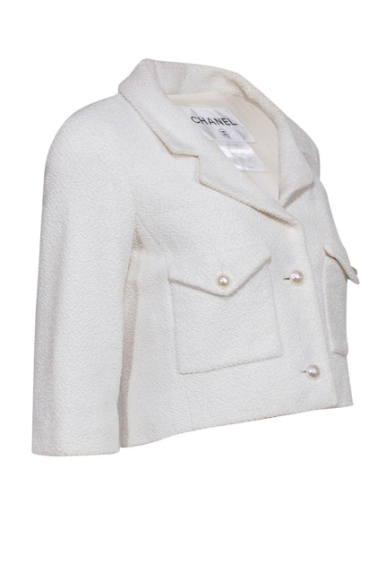 Chanel - Cream Boucle Tweed Blazer w/ Faux Pearl Accent Sz 36 – Current  Boutique