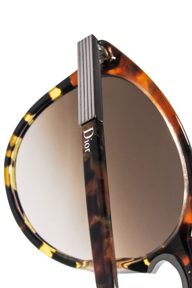 Current Boutique-Christian Dior - Brown Tortoise Round Frame Sunglasses