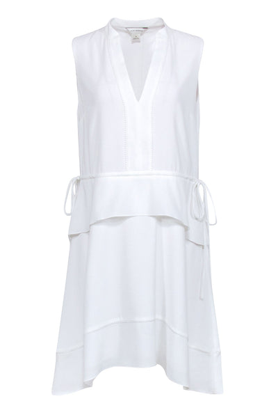 Current Boutique-Club Monaco - White Sleeveless V-Neckline Dress Sz 12