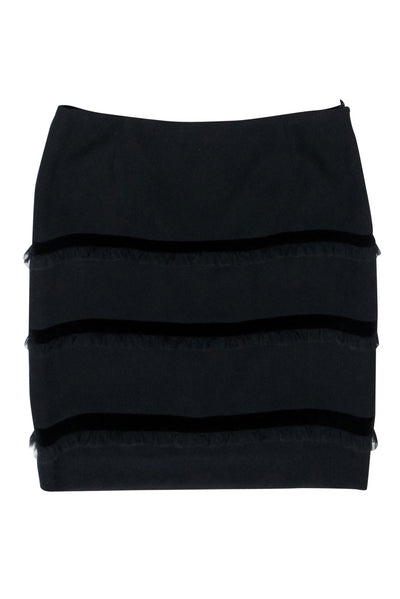 Current Boutique-Escada - Black Wool Pencil Skirt w/ Ruffled Trim Sz 12