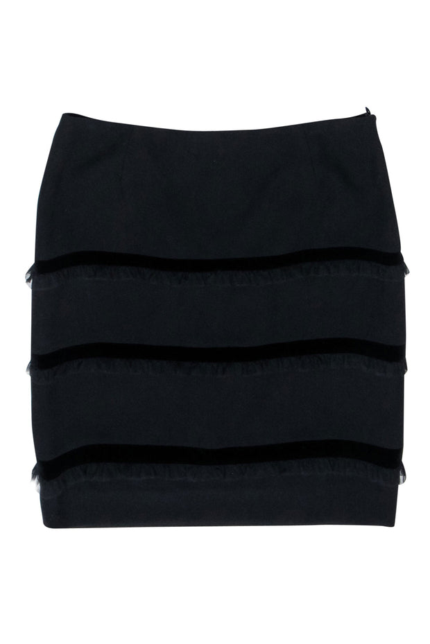 Current Boutique-Escada - Black Wool Pencil Skirt w/ Ruffled Trim Sz 12
