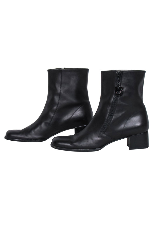 Current Boutique-Ferragamo - Black Leather Short Boots Sz 8.5