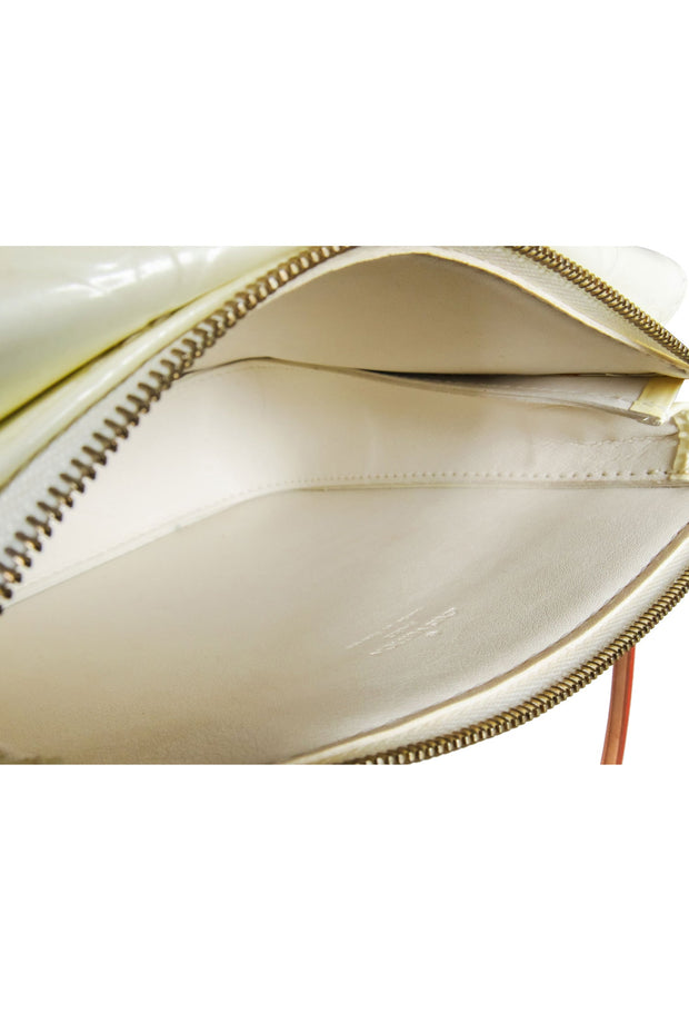 Current Boutique-Louis Vuitton - Ivory Vernis Mott Shoulder Bag