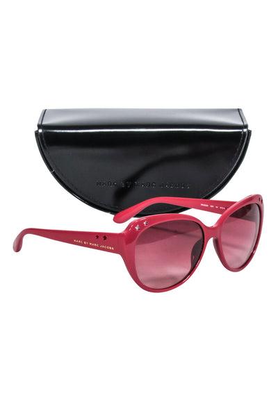 Current Boutique-Marc by Marc Jacobs - Dark Pink Rounded Star Cut Out Sunglasses