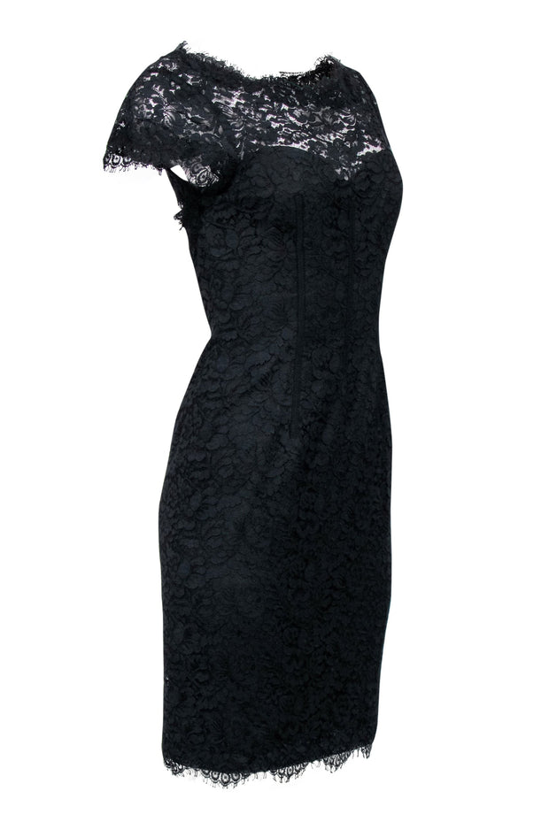 Current Boutique-Monique Lhuillier - Black Lace Short Sleeve Key Hole Back Sz 4