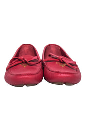 Current Boutique-Prada - Red Textured Leather Driving Loafers w/ Bow Upper Sz 8.5