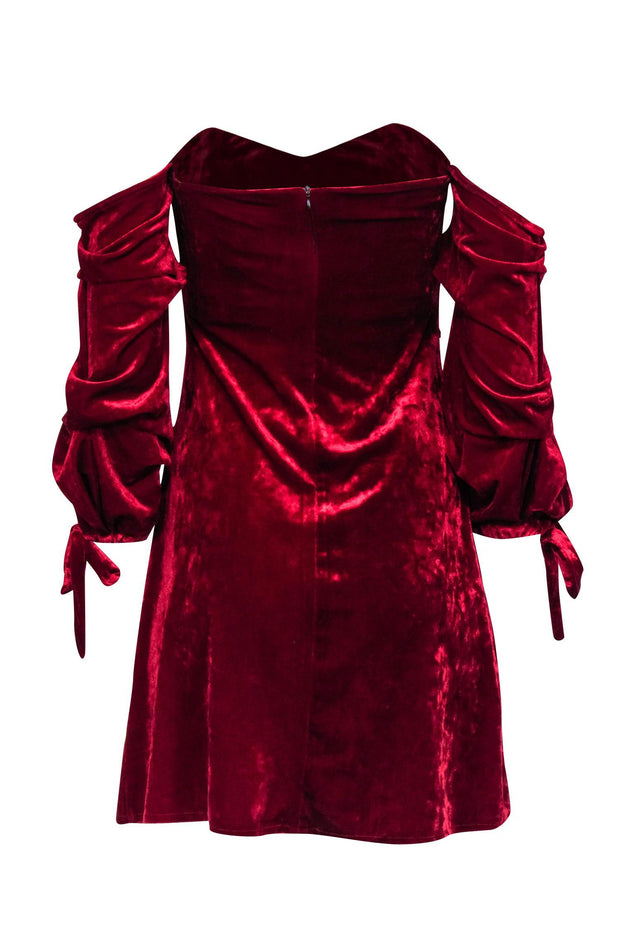 Current Boutique-Romeo & Juliet - Red Velvet Off-the-Shoulder Dress Sz S