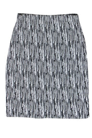 Current Boutique-St. John - Black, White, & Silver Metallic Knit Skirt Sz 2