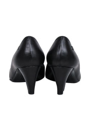 Current Boutique-Chanel - Black Leather Pointed Basic Pumps Sz 8.5