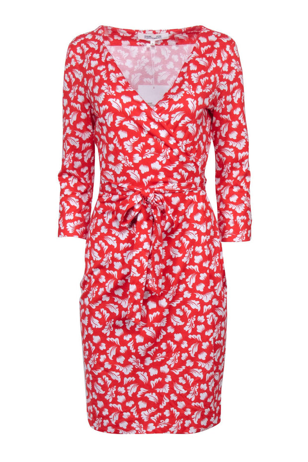 Diane von Furstenberg - Red & White Leaf Print Wrap Dress Sz 8 Diane von Furstenberg - Red & White Leaf Print Wrap Dress Sz 8