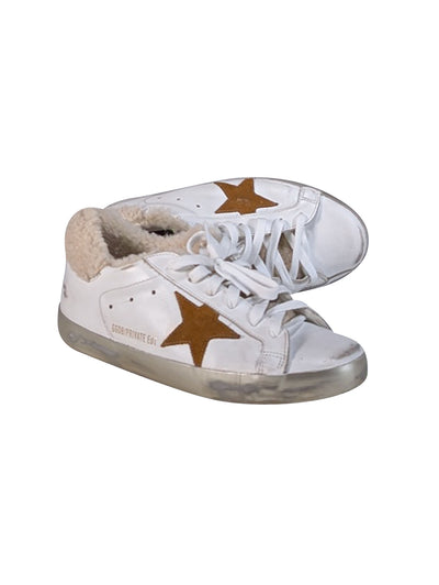 Current Boutique-Golden Goose - Ivory Leather & Tan Star Shearling Trim Super-Star Sneakers Sz 9