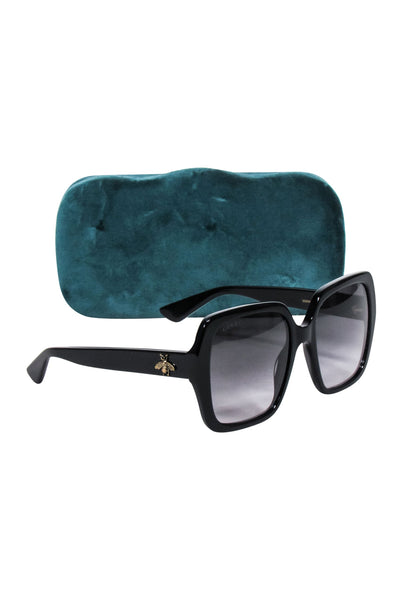Current Boutique-Gucci - Black Large Sunglasses w/ Logo Side Detail