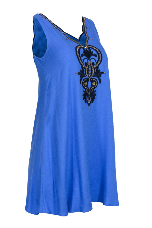 Lilly Pulitzer - Periwinkle Blue Sleeveless Shift Dress w/ Gold stone Lilly Pulitzer - Periwinkle Blue Sleeveless Shift Dress w/ Gold stone