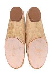 Current Boutique-Stuart Weitzman - Tan Croc Textured Flats Sz 8.5