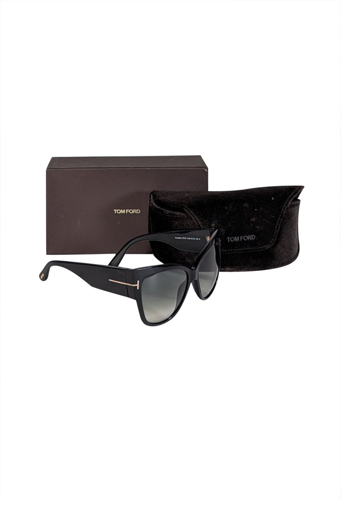 Tom Ford - Black Oversized Large Sunglasses | Current Boutique display picture 3