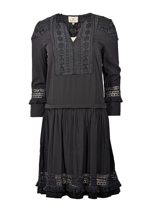 Tuckernuck - Back Eyelet Trim Shift Dress Sz XS Tuckernuck - Back Eyelet Trim Shift Dress Sz XS