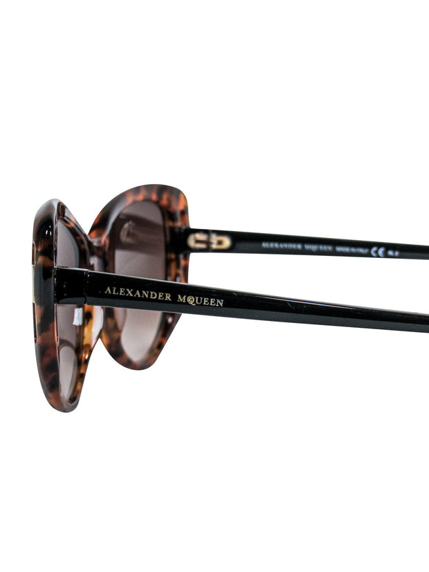 Current Boutique-Alexander McQueen - Rounded Cat-Eye Tortoise Shell Sunglasses