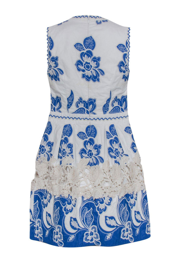 Current Boutique-Alexis - White & Blue Floral Embroidered Sleeveless Fit & Flare Dress Sz XS