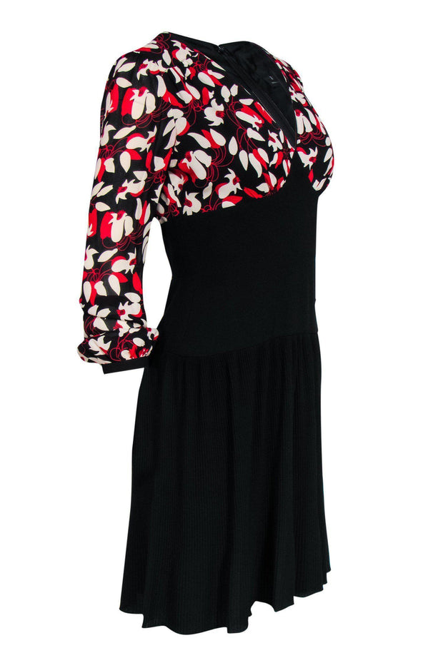 Current Boutique-Anna Sui - Black, Red & Ivory Print Pleated Dress Sz 2