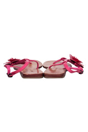 Current Boutique-Anne Fontaine - Pink Patent Leather Thong Sandals w/ Floral Applique Sz 9
