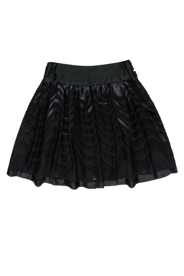 Current Boutique-BCBG Max Azria - Black Wavy Patterned Satin A-Line Skirt Sz 8