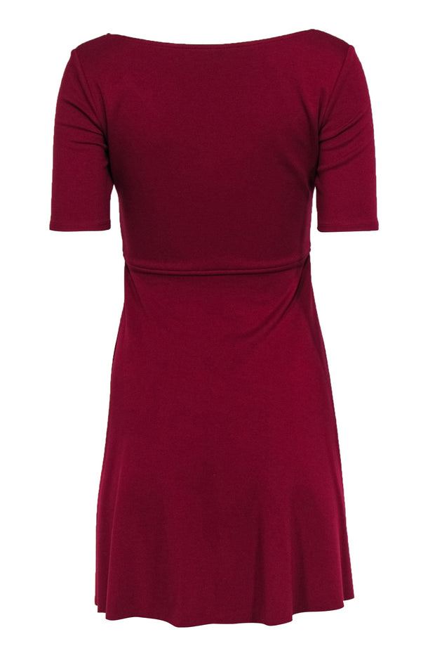 Current Boutique-Bailey 44 - Red V-Neckline Short Sleeve Flared Dress Sz SP
