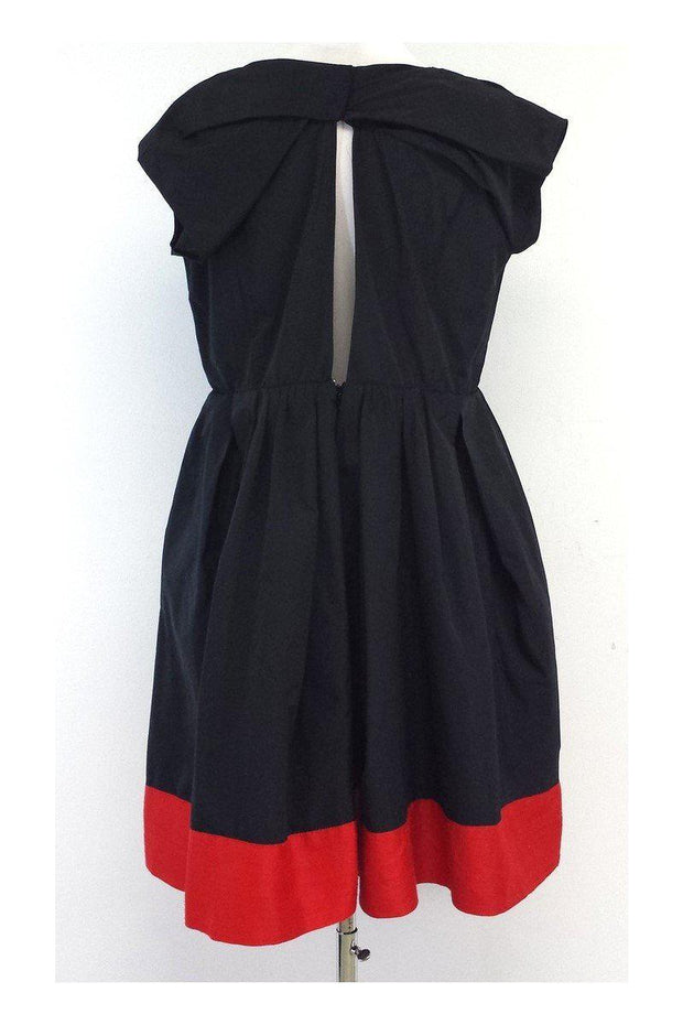 Current Boutique-Carven - Black & Red Accent Pleated Dress Sz L