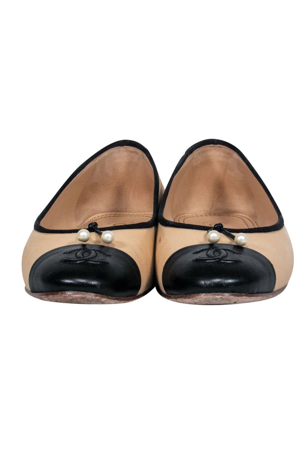 CHANEL Pre-Owned Contrast Toe Cap Ballerina Shoes - Farfetch