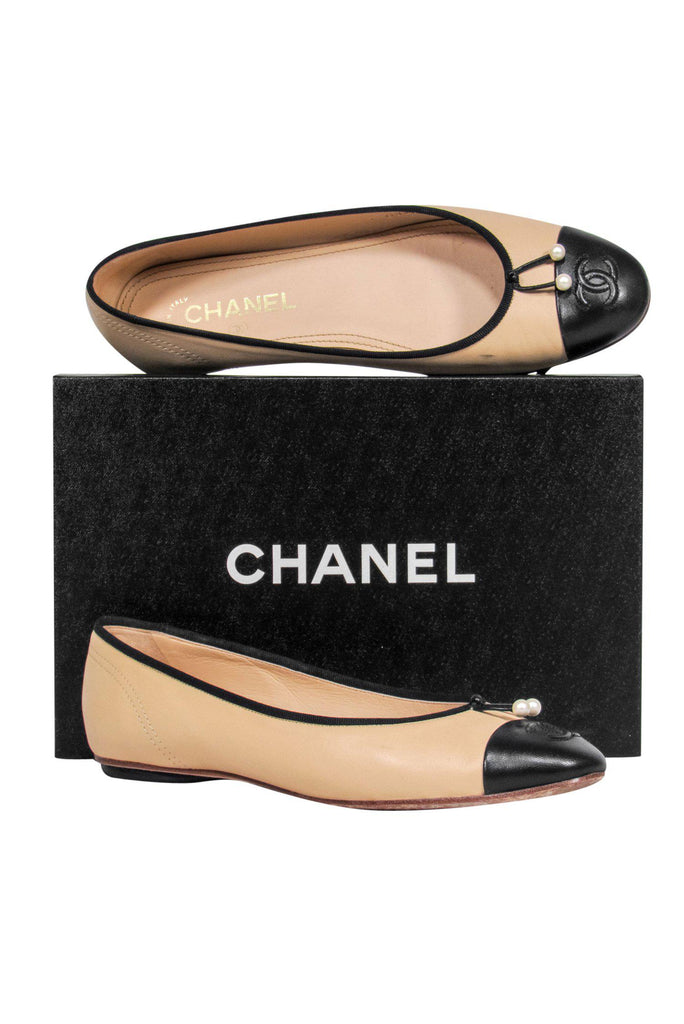 Chanel - Beige Ballerina Flats w/ Pearl Embellishments Sz 10.5