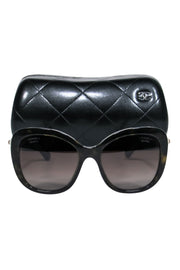 Chanel Oversize Black Sunglasses Pearl Temple